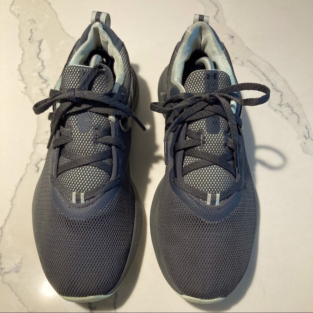 UNDER ARMOUR Sz 9  HOVR Running Charged Breathe Sneakers